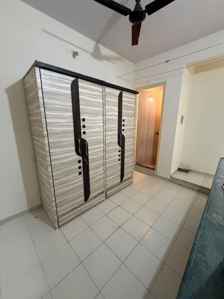 Room, mig-colony-gokhalenagar 1 Bedroom 600 Sq.Ft. Apartment In Gokhalenagar Pune 10583269