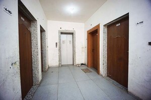 Lift in 1 BHK Apartment at Kathwada – for Sale