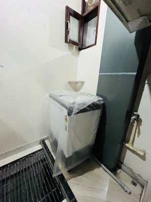 Bathroom in Studio Builder Floor at Sector 31 – for Rent