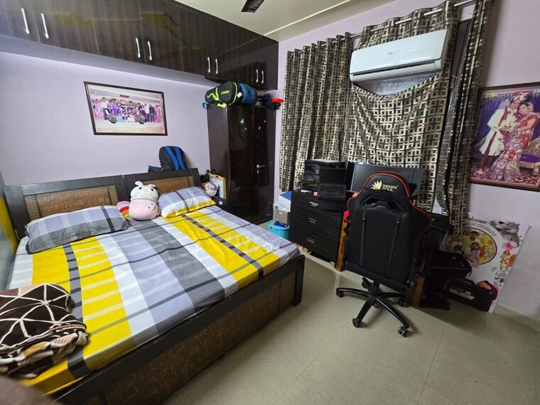 Bedroom, piyush-heights 3 Bedroom 1500 Sq.Ft. Apartment In Sector 89 Faridabad 10583340
