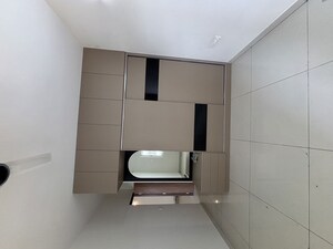 Room in 3.5 BHK Apartment at Meridian Park At The Prestige City, Sarjapur Road – for Rent