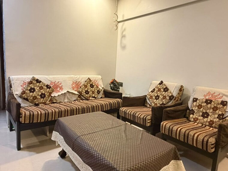 Bedroom, jyoti-apartments-andheri 2 Bedroom 800 Sq.Ft. Apartment In Andheri West Mumbai 10583364