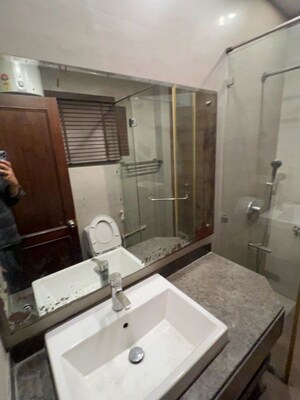Washroom in 4 BHK Builder Floor at Naraina – for Rent