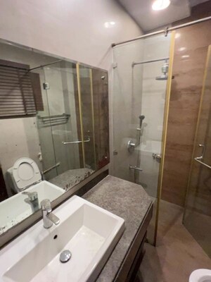 Washroom in 4 BHK Builder Floor at Naraina – for Rent