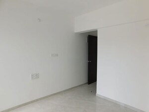Room in 3 BHK Apartment at Tulip Apartments Baner, Baner – for Rent
