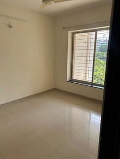 2 BHK Apartment For Rent in Yash Classic