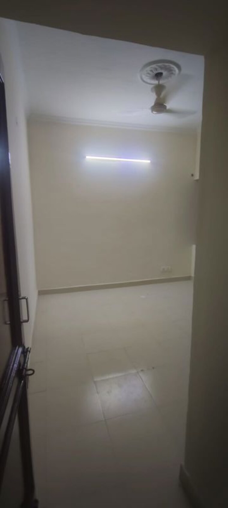 Room, sector 7 3 Bedroom 2500 Sq.Ft. Builder Floor In Sector 7 Panchkula 10583392