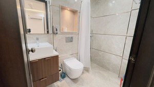 Bathroom in 4 BHK Apartment at Sarvapriya Vihar – for Rent