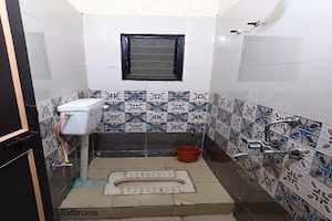 Bathroom in 2 BHK Apartment at Jay Ganesh Apartment, Kharadi – for Rent