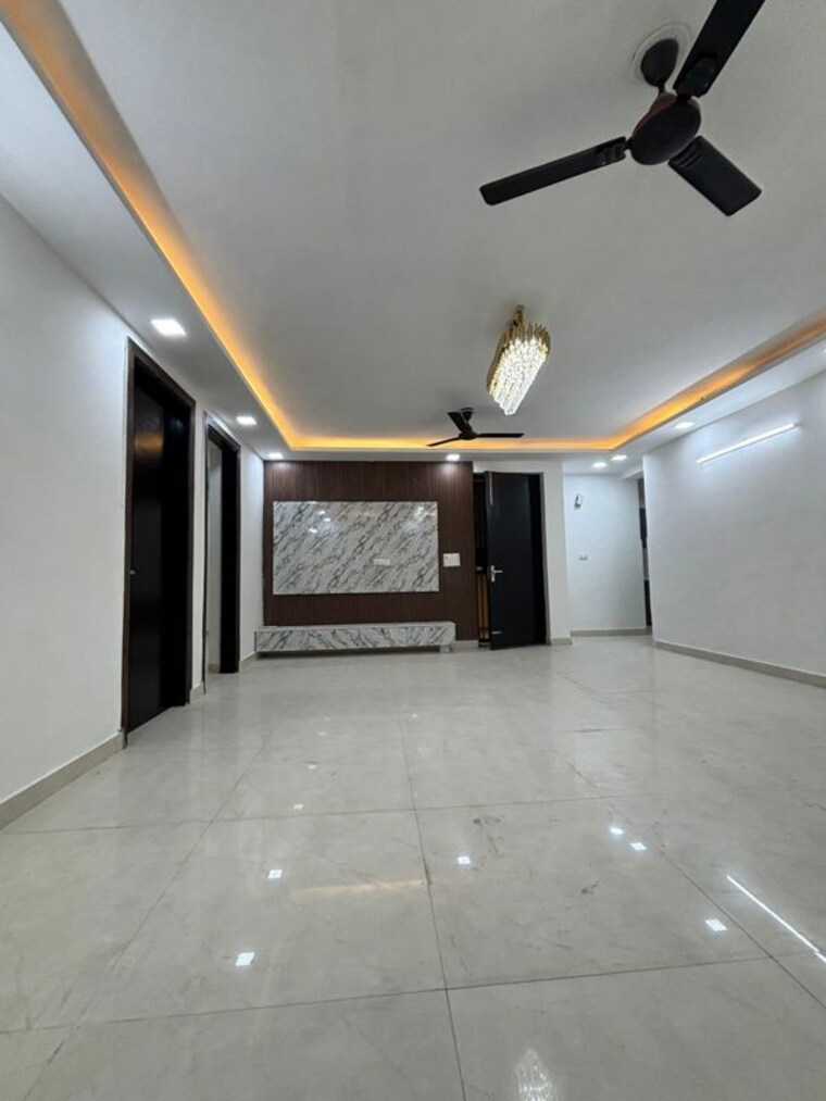 Room, parklands 4 Bedroom 4500 Sq.Ft. Builder Floor In Sector 85 Faridabad 10583469