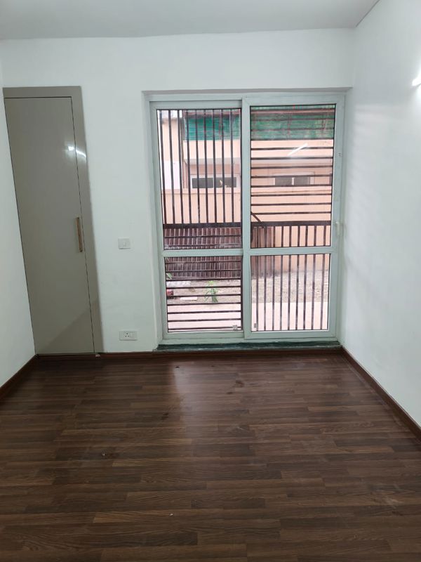 3 BHK 1700 Sq.Ft. Apartment in BPTP Parkland Pride