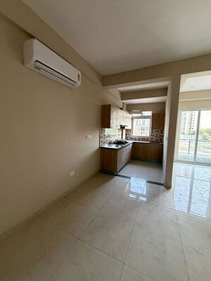 Room in 2 BHK Builder Floor at Sector 95 – for Rent