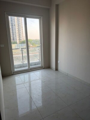 Room in 2 BHK Builder Floor at Sector 95 – for Rent