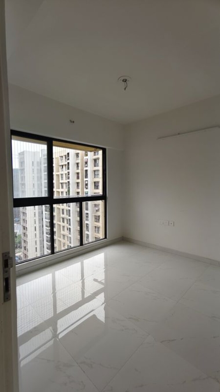 Room, runwal-gardens 1.5 Bedroom 553 Sq.Ft. Apartment In Dombivli East Thane 10583535
