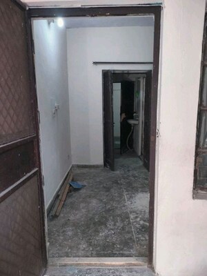 Room in 1 BHK Independent House at Sector 13 Dwarka – for Rent