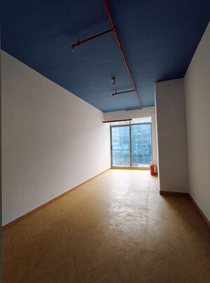 Room in  Office Space at One Lodha Place, Lower Parel – for Rent