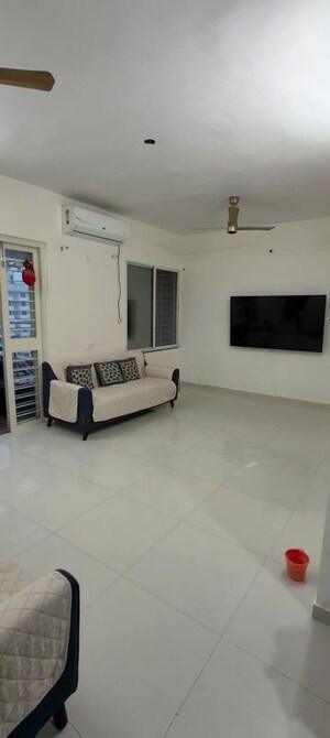 2 BHK Apartment For Rent in LS Laxmi Avenue, Wakad