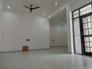 Room in 3 BHK Independent House at Happy Homes Sarojini Nagar, Sarojini Nagar – for Rent