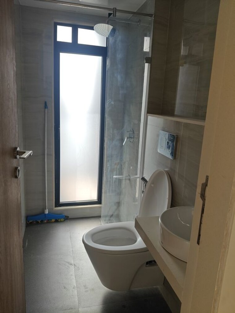 Bathroom, dosti-eastern-bay 2 Bedroom 676 Sq.Ft. Apartment In Wadala Mumbai 10583448