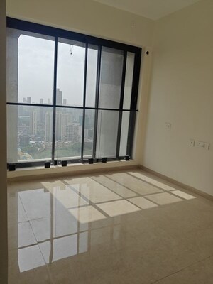 Room in 2 BHK Apartment at Dosti Eastern Bay, Wadala – for Sale