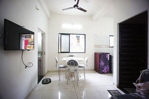 Team Area in 3 BHK Apartment at Maninagar – for Sale