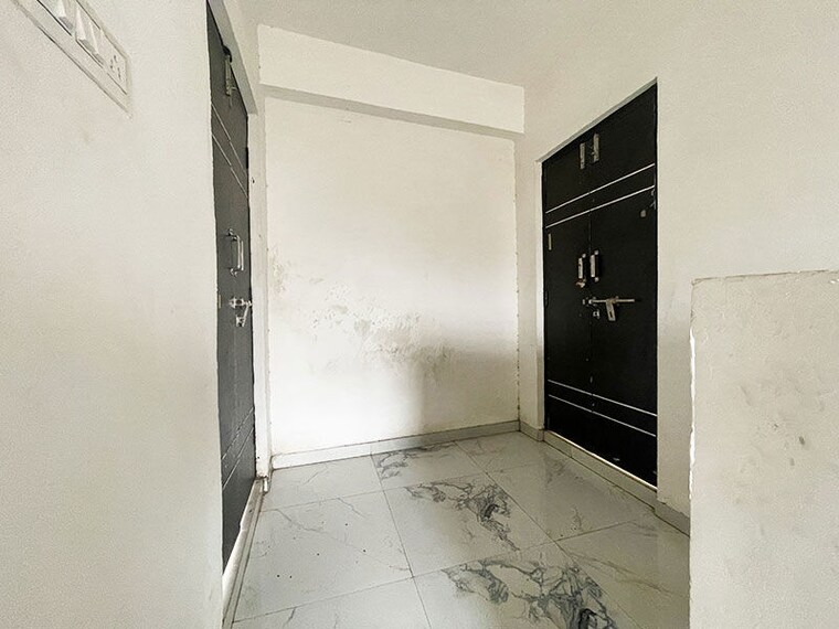 Bathroom, maninagar 3 Bedroom 160 Sq.Yd. Apartment In Maninagar Ahmedabad 10583578