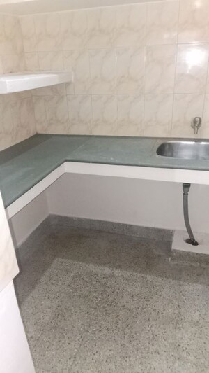 Bathroom in 1 BHK Builder Floor at V. Thayappa, Ejipura – for Rent