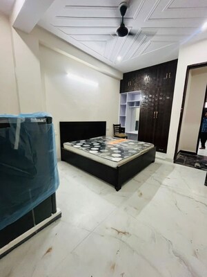 Studio Builder Floor For Rent in Sector 30