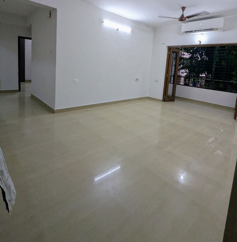 Room, parra 3 Bedroom 1500 Sq.Ft. Apartment In Parra Goa 10583628