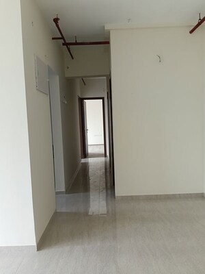 Room in 2 BHK Apartment at Sheth Auris Serenity Tower 3, Malad West – for Sale