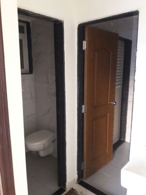Building Lobby in 1 BHK Apartment at Ghp Sonnet, Kharghar – for Sale