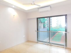 3 BHK Apartment For Rent in Bandra West