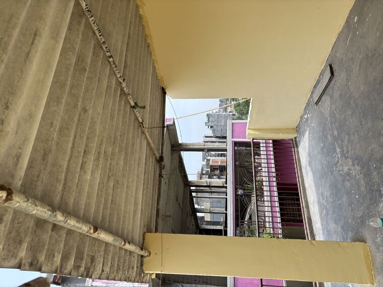 Terrace, galaxy-apartments-sector-49 1 RK 600 Sq.Ft. Independent House In Sector 49 Noida 10583682