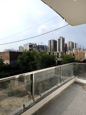 Balcony in 5 BHK Independent House at RWA Apartments Sector 20, Sector 20 – for Sale