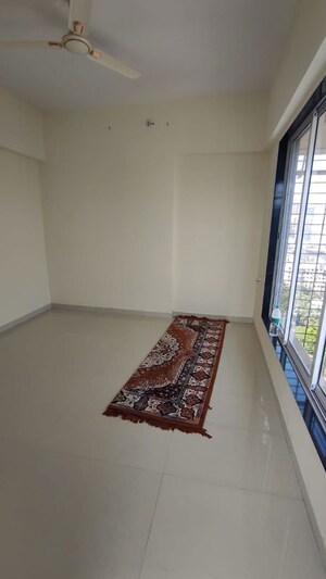Bedroom in 1.5 BHK Apartment at Sanskruti Splendour, Dahisar East – for Rent
