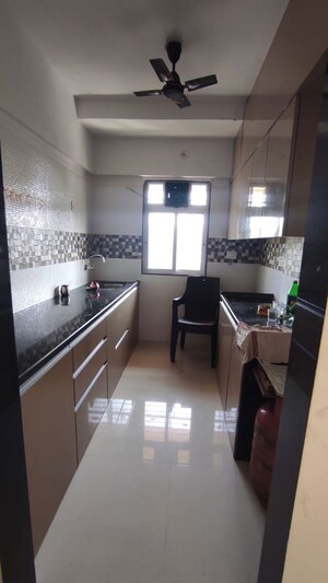 Kitchen in 1.5 BHK Apartment at Sanskruti Splendour, Dahisar East – for Rent