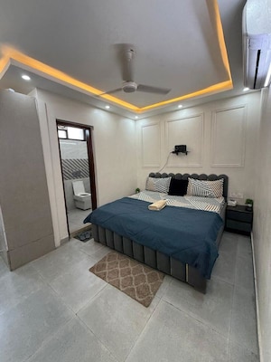 3 BHK Builder Floor For Rent in Defence Colony