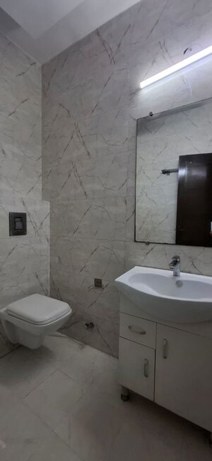 Bathroom in 3 BHK Builder Floor at Defence Colony – for Rent