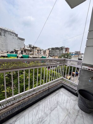 Balcony in 1 BHK Apartment at Saket – for Rent
