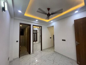 Room in 1 BHK Apartment at Saket – for Rent