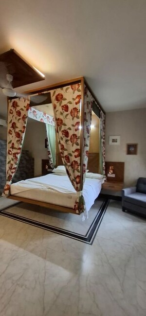 Bedroom in 4 BHK Builder Floor at Defence Colony – for Rent