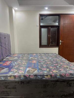 Bedroom in 2 BHK Apartment at Saket – for Rent