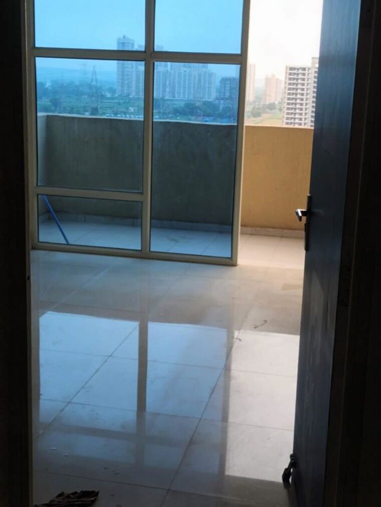 Room, pyramid-pride 2 Bedroom 700 Sq.Ft. Apartment In Sector 76 Gurgaon 10583795