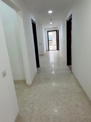 Building Lobby in 3 BHK Apartment at SS Hibiscus, Sector 50 – for Rent