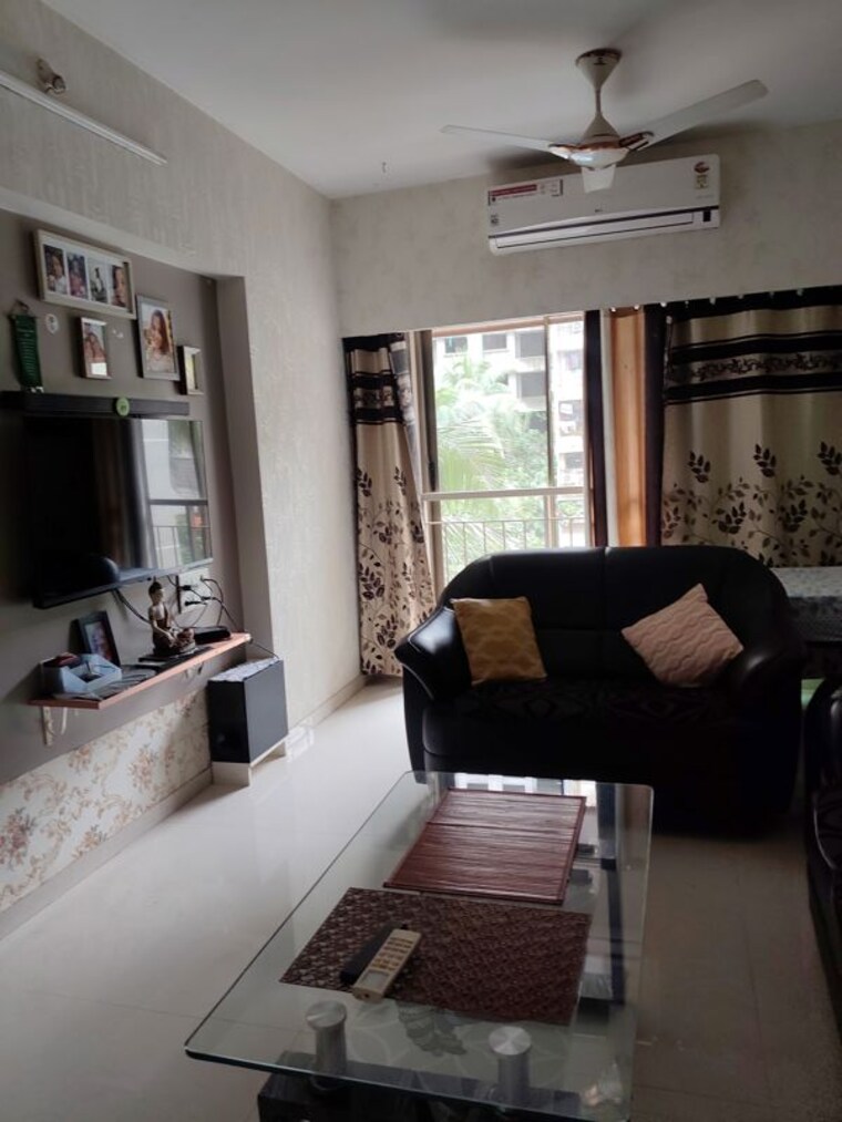 Living Room, kabra-paradise 2 Bedroom 650 Sq.Ft. Apartment In Andheri West Mumbai 10583791