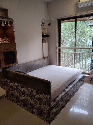 Bedroom in 2 BHK Apartment at Kabra Paradise, Andheri West – for Rent
