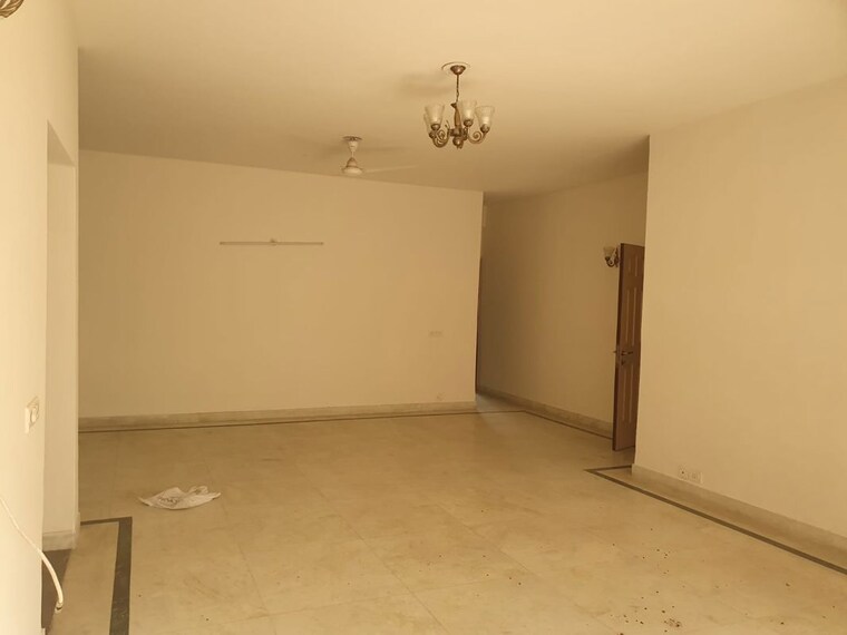 Room, sector 49 4 Bedroom 500 Sq.Yd. Builder Floor In Sector 49 Gurgaon 10583797