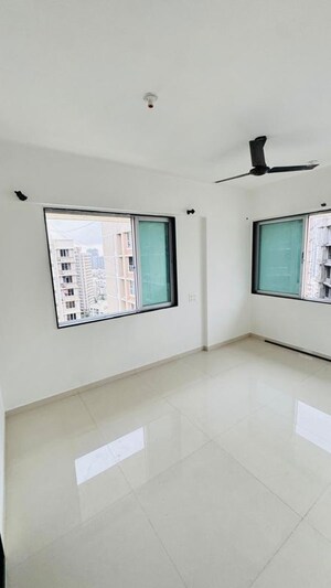 Room in 1 BHK Apartment at Sushanku Avenue 36, Goregaon West – for Rent