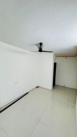 Room in 1 BHK Apartment at Sushanku Avenue 36, Goregaon West – for Rent