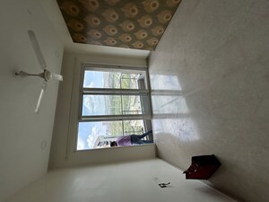 Room in 2 BHK Apartment at Lodha Fiorenza, Goregaon East – for Rent